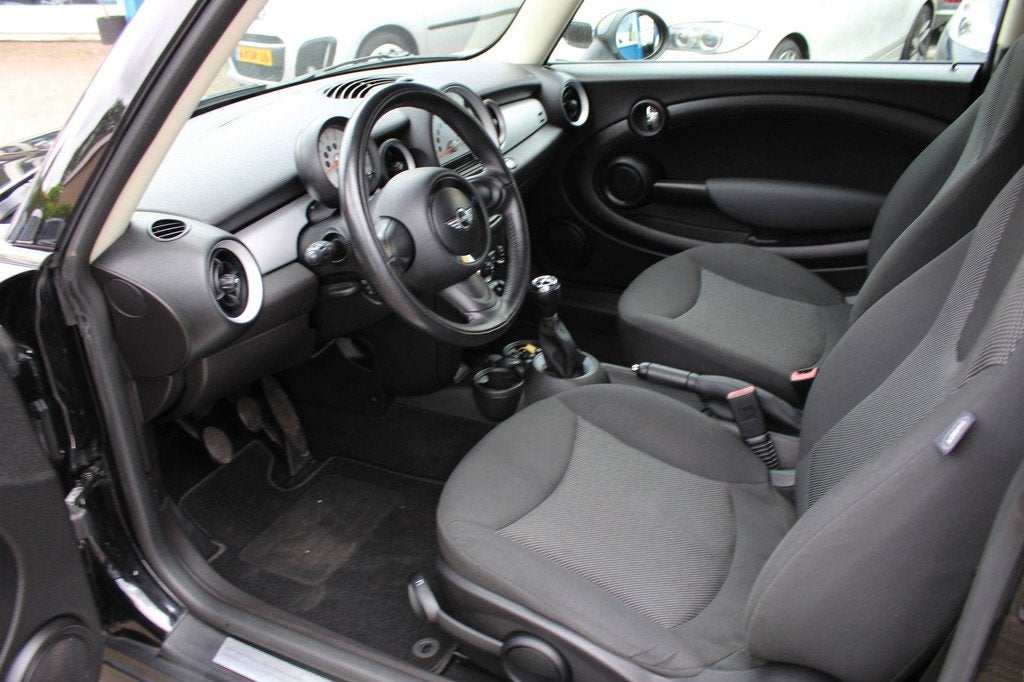 MINI Mini 1.6 -16V "Final Edition" Airco + Stoelverwarming, Auto's, Mini, Voorwielaandrijving, Euro 5, Stof, Gebruikt