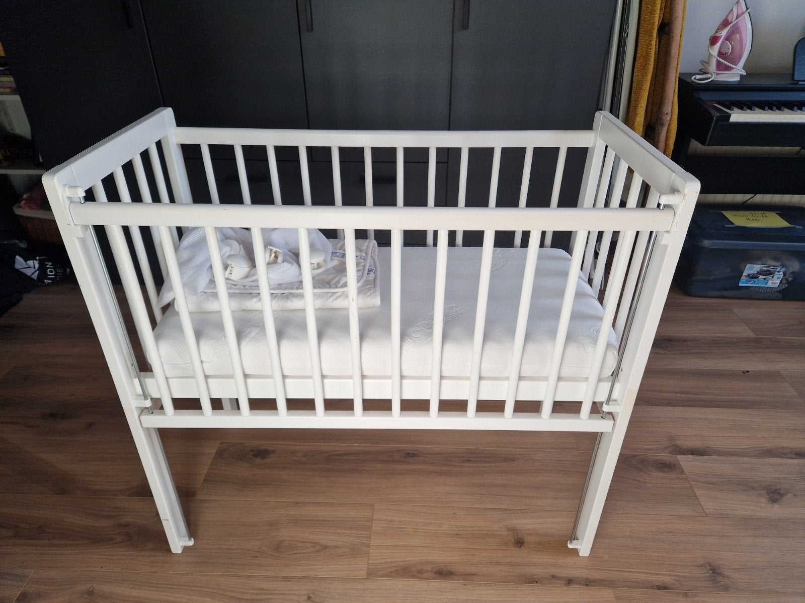 Petite Amélie co-sleeper / wiegje inclusief matras en topper, Ophalen, Gebruikt, Wieg