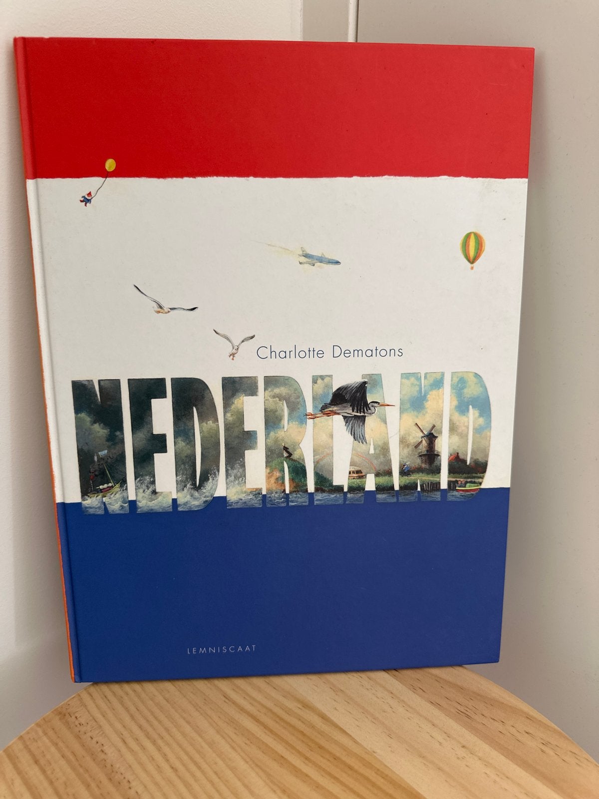 Nederland - Charlotte Dematons (Hardcover), Ophalen of Verzenden, Zo goed als nieuw, Non-fictie