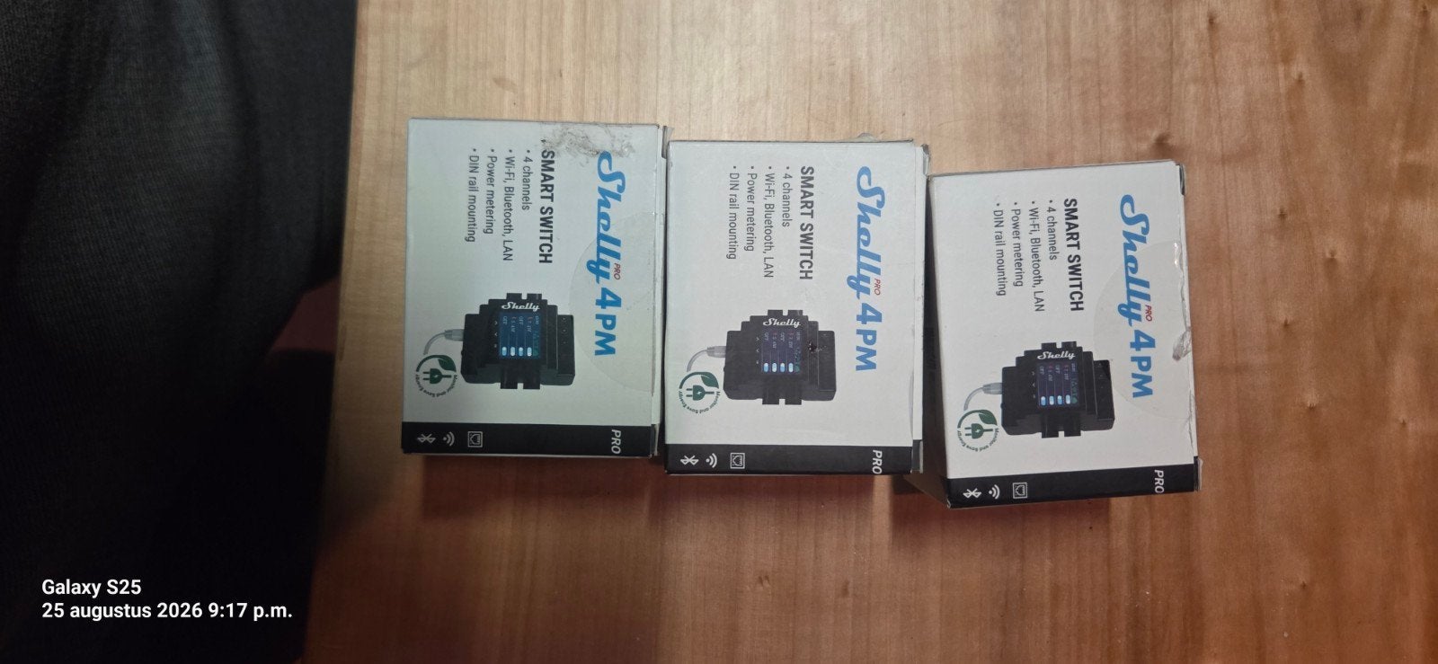 Shelly 4PM Smart Switches - zo goed als Nieuw in doos, Ophalen of Verzenden, Gebruikt, Overige merken, Schakelaar
