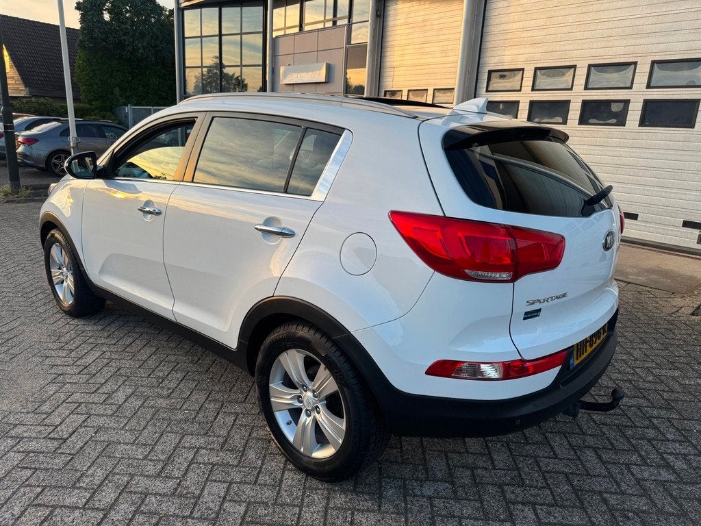 Kia Sportage 1.6 GDI X-treme ExecutiveLine Leer,Panodak,Trkh, Voorwielaandrijving, 135 pk, 4 cilinders, Wit