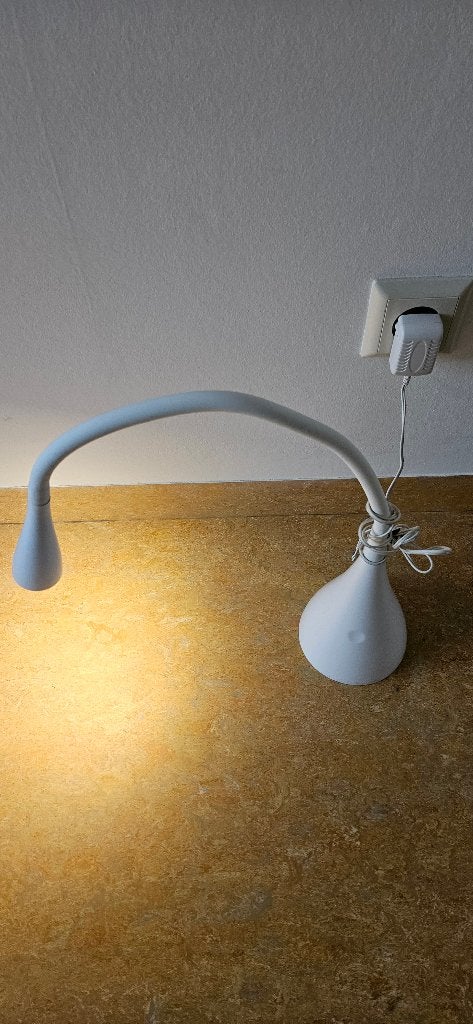 TE KOOP: LAMP, Led-lamp, Met schakelaar, Overige fittingen, Zo goed als nieuw