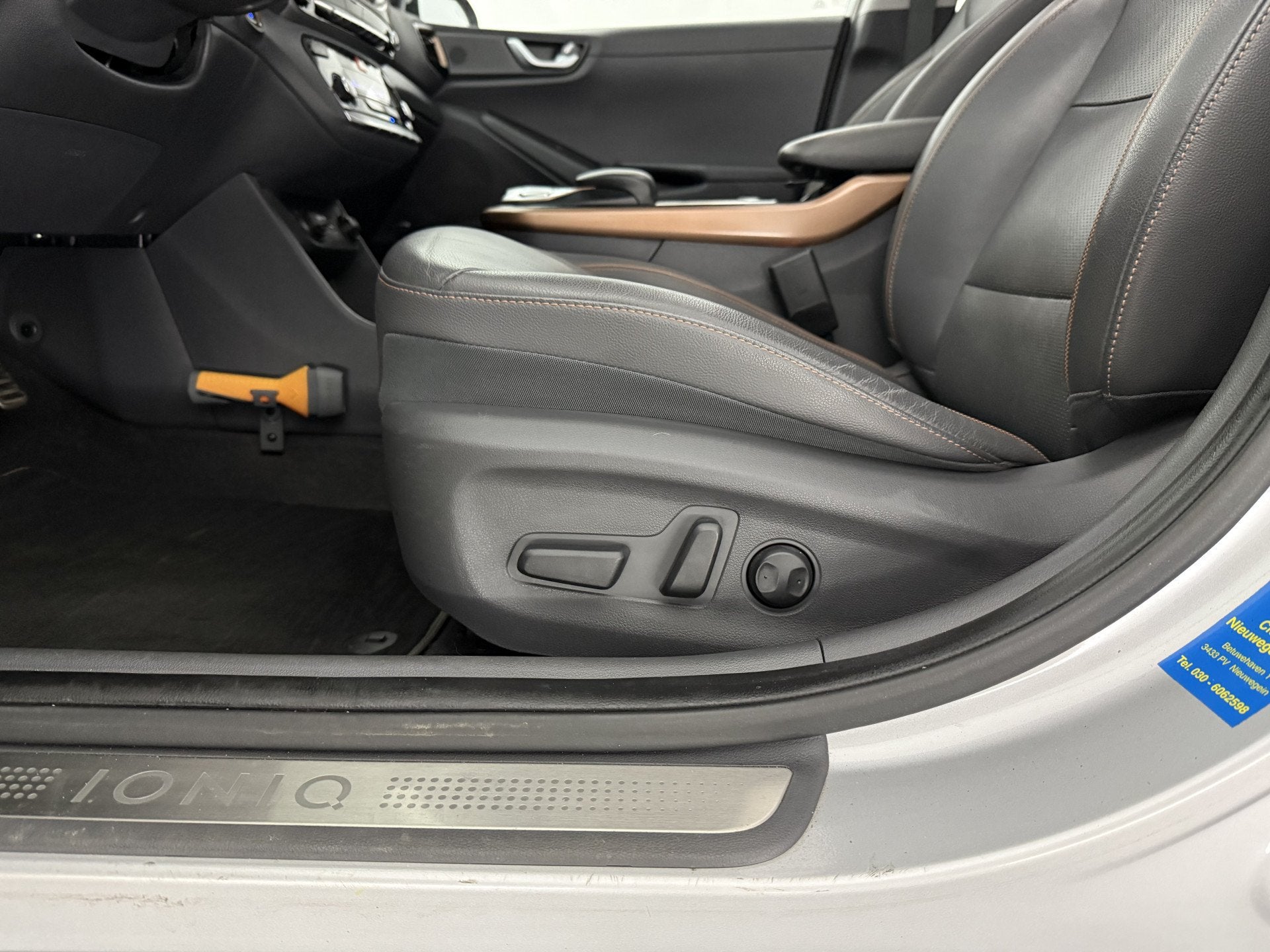 Foto 36 van Hyundai IONIQ Premium EV | Snelladen | SOH 87% | Pano | Stoe