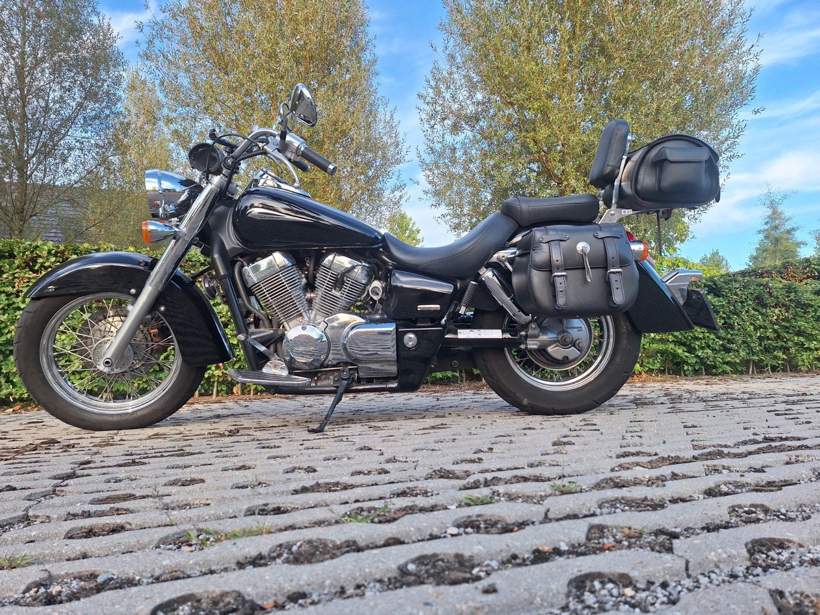 Honda Shadow VT750C- Comfortabele Chopper met Tassen, Particulier, Chopper