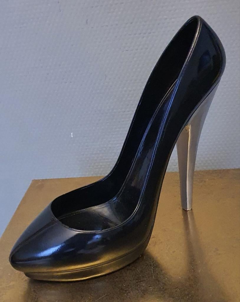 Beeld sculptuur design
decoratieve schoen pump
zwart, Ophalen of Verzenden, Beeld, 20 - 50 cm
