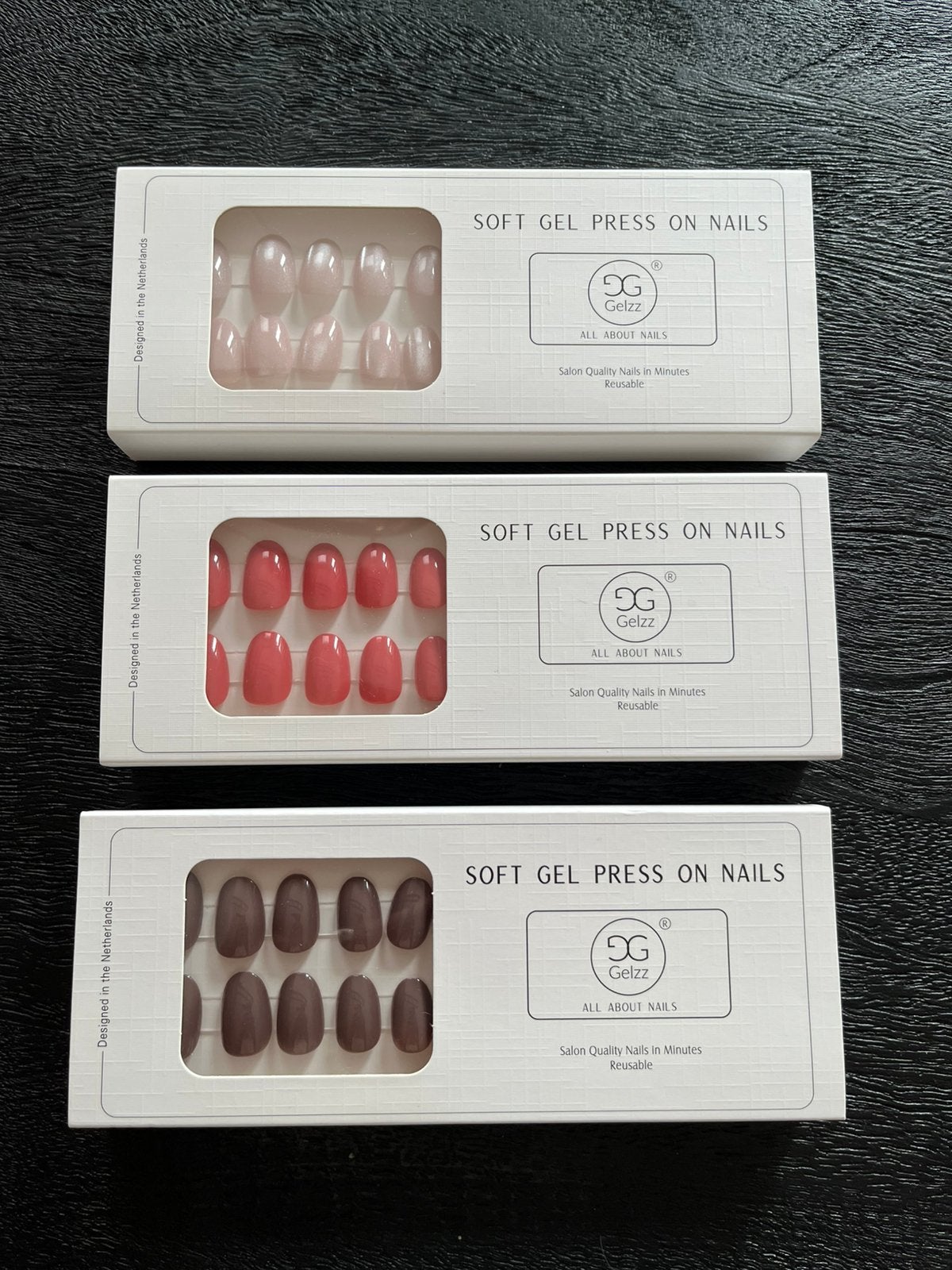 3x Nieuwe Soft Gel press on nails van GELLZ Shellac4U €30, Bruin, Nieuw, Ophalen of Verzenden, Handen en Nagels