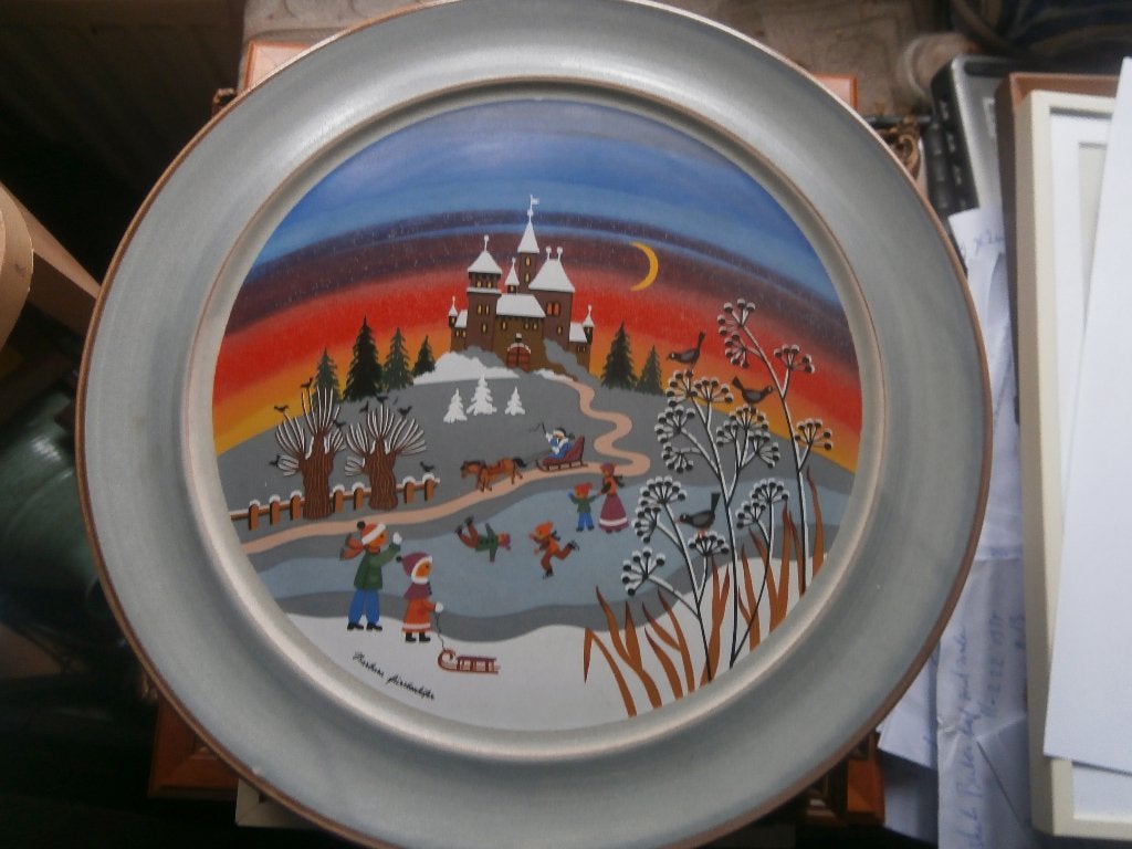 4 Prachtige Majolica Sierborden,Van   Barbara Furstenhofer, Ophalen