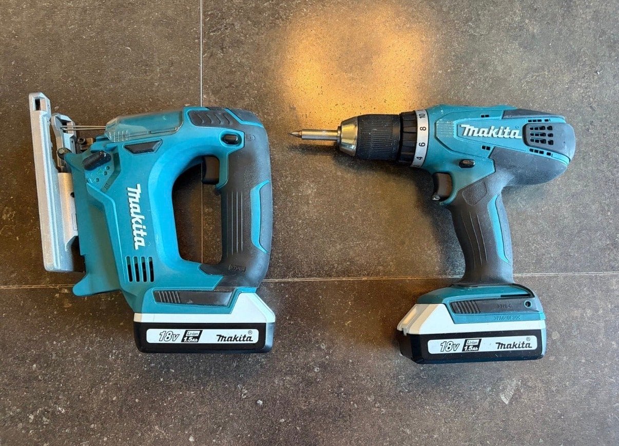 Makita Boormachine en Decoupeerzaag Set 18v, Doe-het-zelf en Verbouw, Ophalen of Verzenden, Zo goed als nieuw, Boor- en Schroefmachine