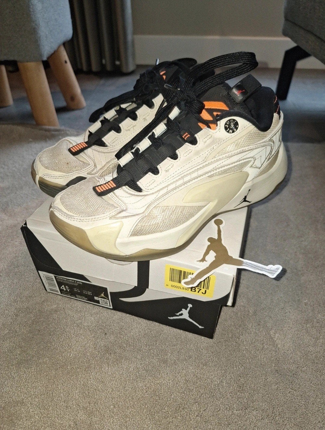 basketbalschoenen Jordan Luka 2 Coconut Milk - Maat 36,5, Ophalen of Verzenden, Gebruikt, Schoenen