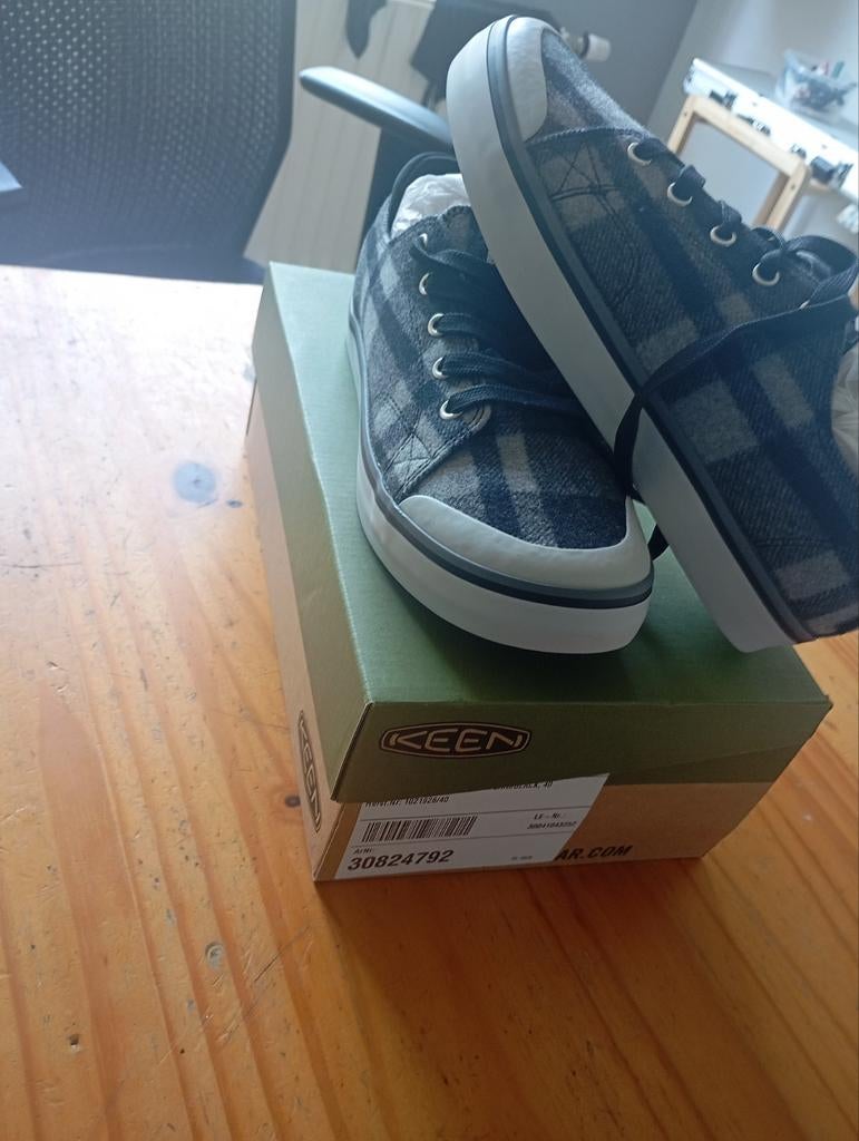 keen elsa 3 sneaker black plaid NIEUW, Kleding | Dames, Keen, Zwart, Nieuw, Ophalen of Verzenden