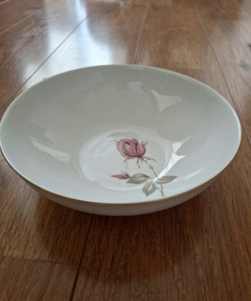Te koop: vintage schalen, Gebruikt, Porselein of Keramiek, Schaal, Rond
