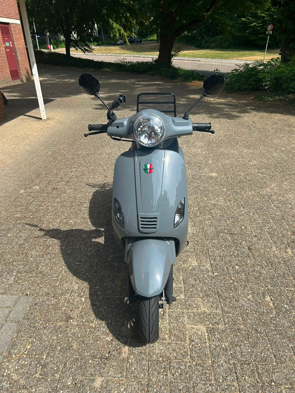 GTS Toscane Pure, Fietsen en Brommers, Ophalen, Zo goed als nieuw, Benzine, Overige merken