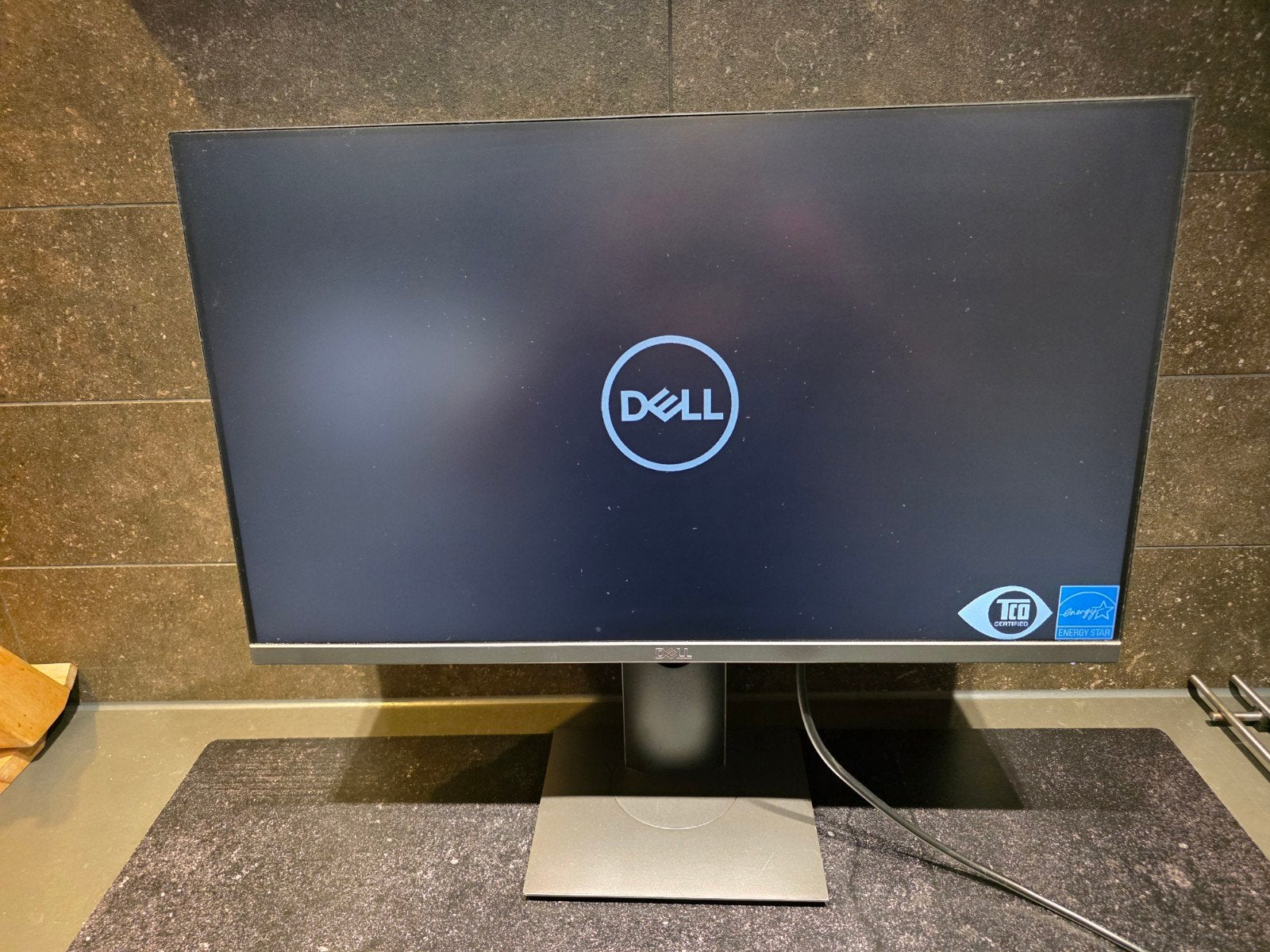 2 Dell P2419H 24 inch Full HD Monitoren, Computers en Software, Monitoren, Ophalen, IPS, Full HD, Zo goed als nieuw