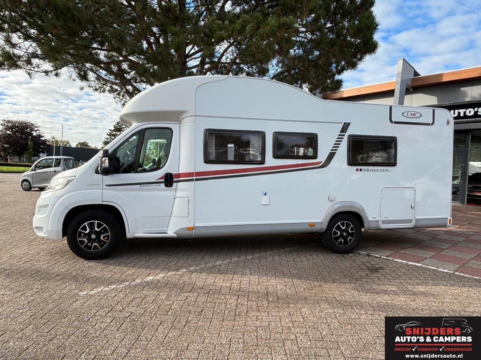 Lmc H747 Enkele bedden en een hefbed bearlock, camera, Caravans en Kamperen, 7 tot 8 meter, Bedrijf, Airconditioning, Half-integraal
