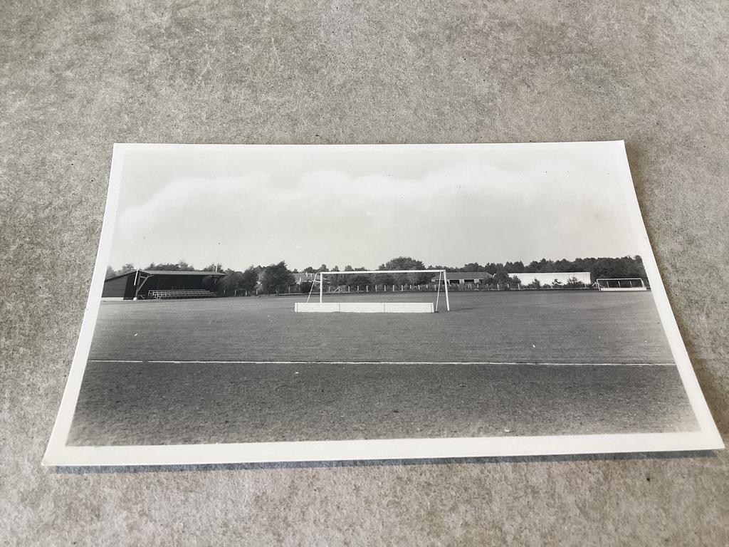 Ermelo.    Sportveld  J. v Schaffelaar Kazerne, Ophalen of Verzenden, Gelderland