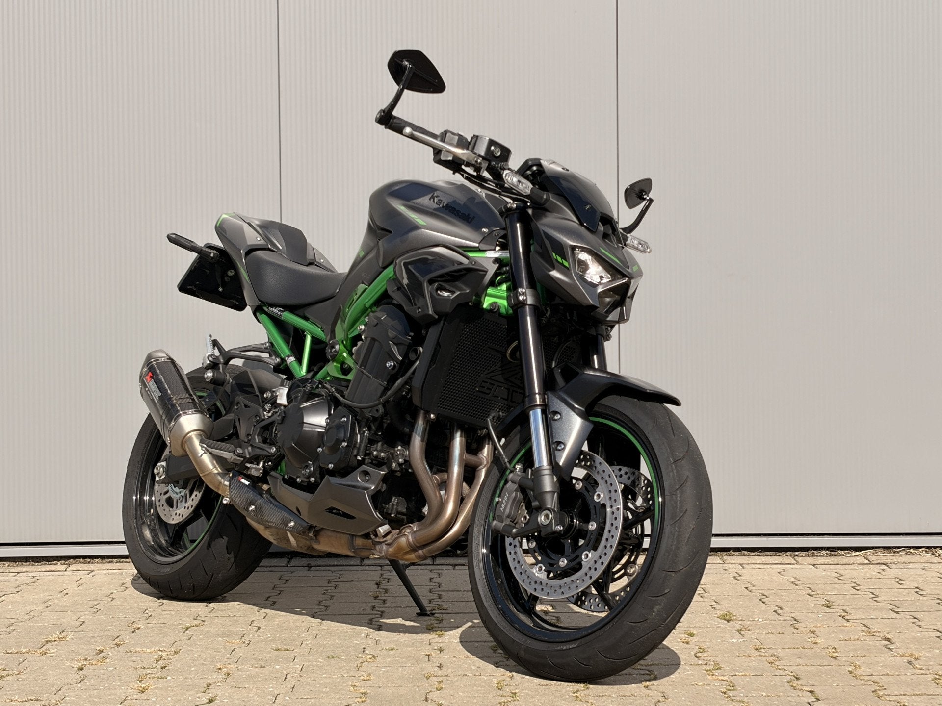 2025 Kawasaki Z900 124pk ABS - Quickshifter - Model 2026!, Motoren, Motoren | Kawasaki, 948 cc, Info@nijkamp-ootemanmotoren.nl