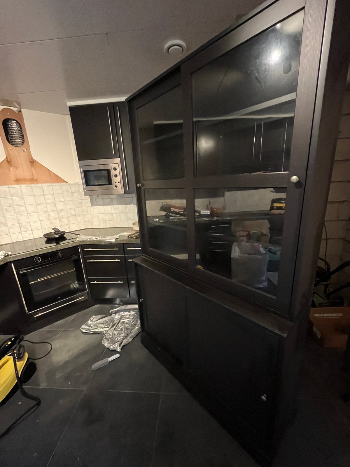 Vitrine kast ikea Havsta, Dieren en Toebehoren, Ophalen, Zo goed als nieuw
