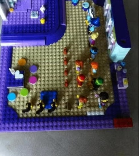 Mini lego met poppetjes br32cm L26cm, Ophalen of Verzenden, Zo goed als nieuw, Lego