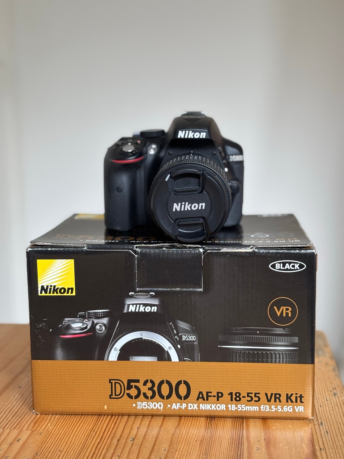 Nikon D5300 spiegelreflexcamera met 18-55mm lens, Spiegelreflex, Beeldstabilisatie, Ophalen of Verzenden, Zo goed als nieuw