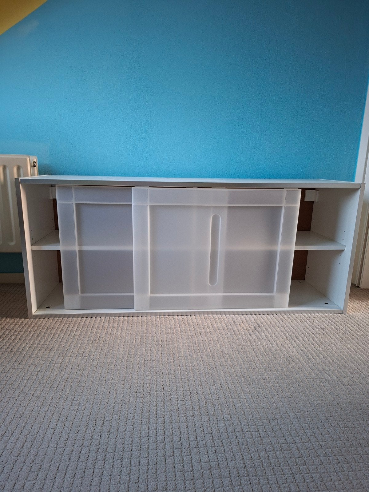 Witte kast met schuifdeuren (120x35x50 cm), Huis en Inrichting, Kasten | Overige, Ophalen, Gebruikt
