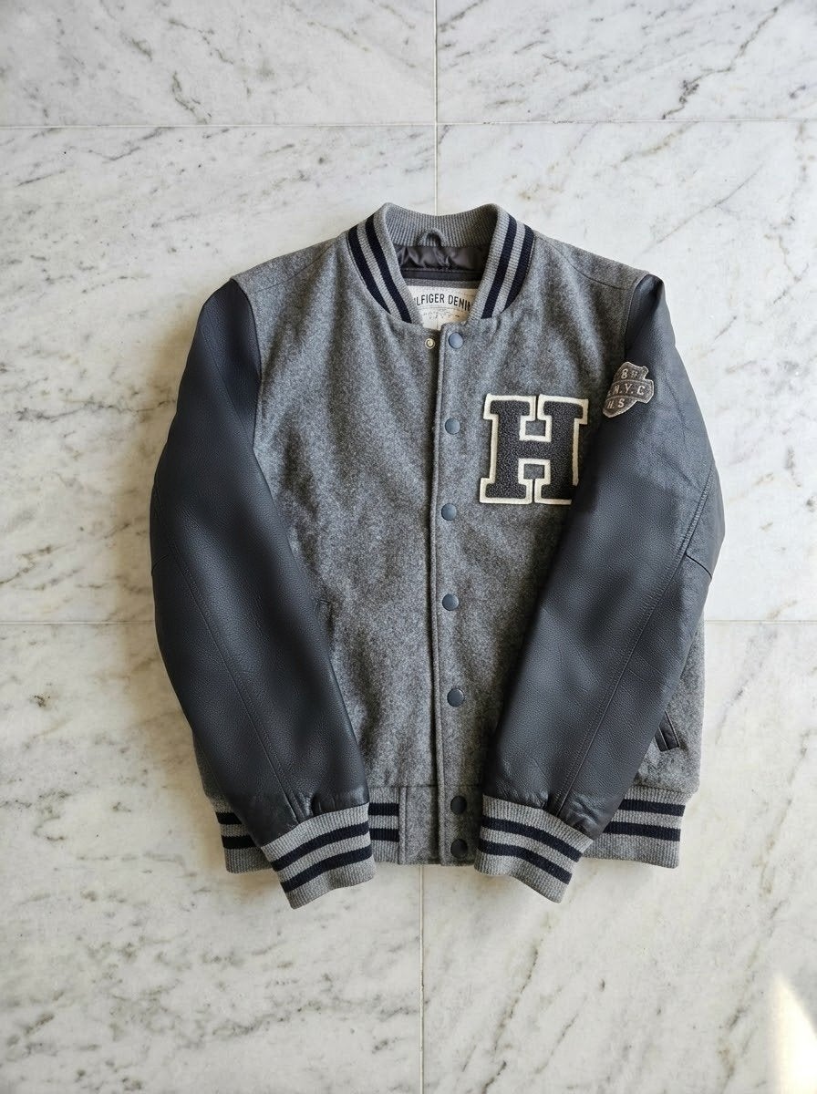 Tommy Hilfiger Denim Varsity Jacket - Maat M, Maat 48/50 (M), Tommy Hilfiger, Ophalen of Verzenden, Zo goed als nieuw