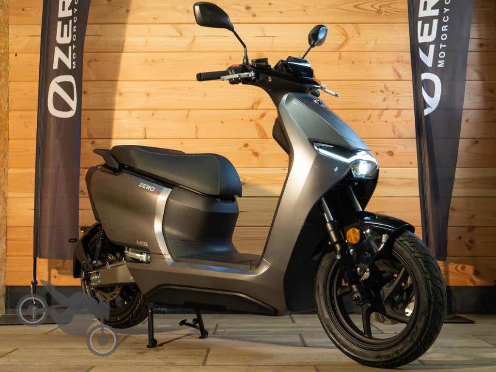 Motorscooter Elektrisch Zero Motorcycles LS1, €5475 (A1), Traction Control, Scooter, Bedrijf, Zero Motorcycles