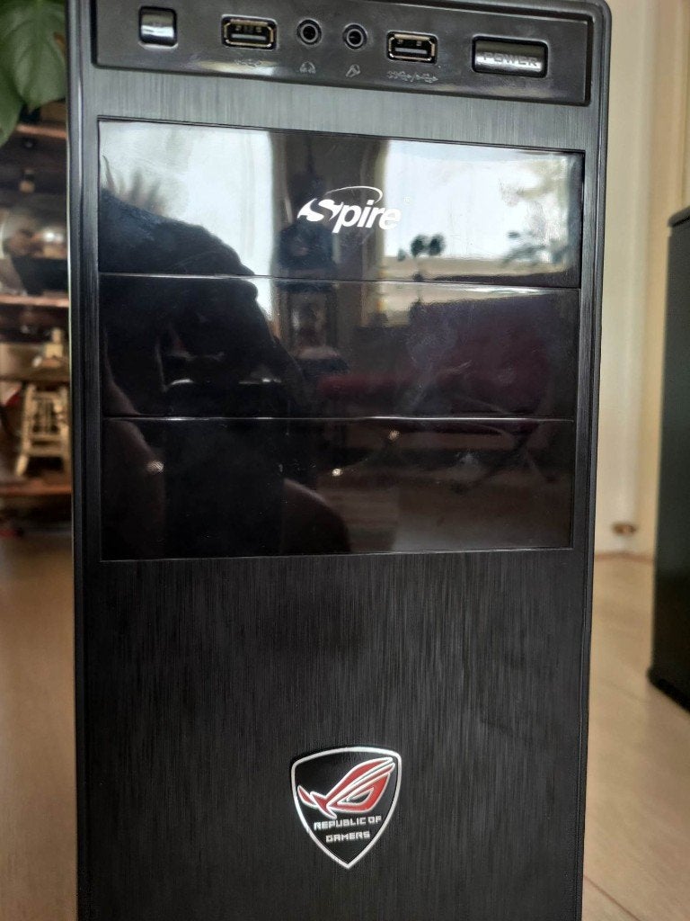 Spire Game PC i5-3470, 16 GB, GTX 970, Met monitor, Zelf gebouwde pc, Refurbished, 740 GB