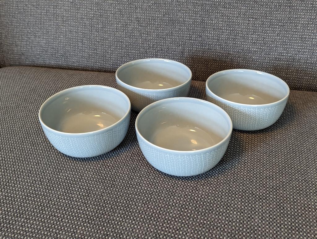 Iittala Sarjaton Letti kom parelgrijs 0,68L 4 stuks nieuw, Nieuw, Ophalen of Verzenden, Kom(men), Overige stijlen