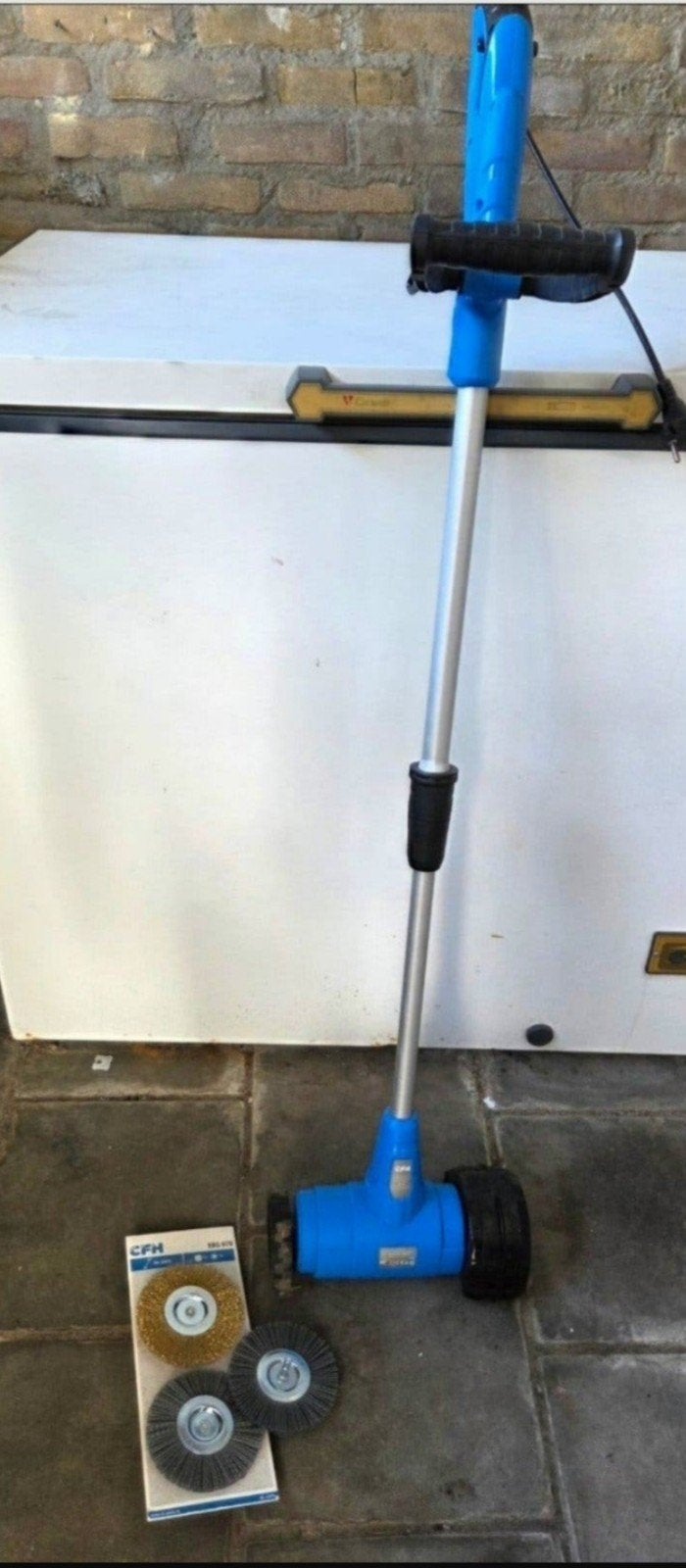 tuinset – voegenborstel, bladblazer,hark, tuinzakken, Ophalen, Gebruikt