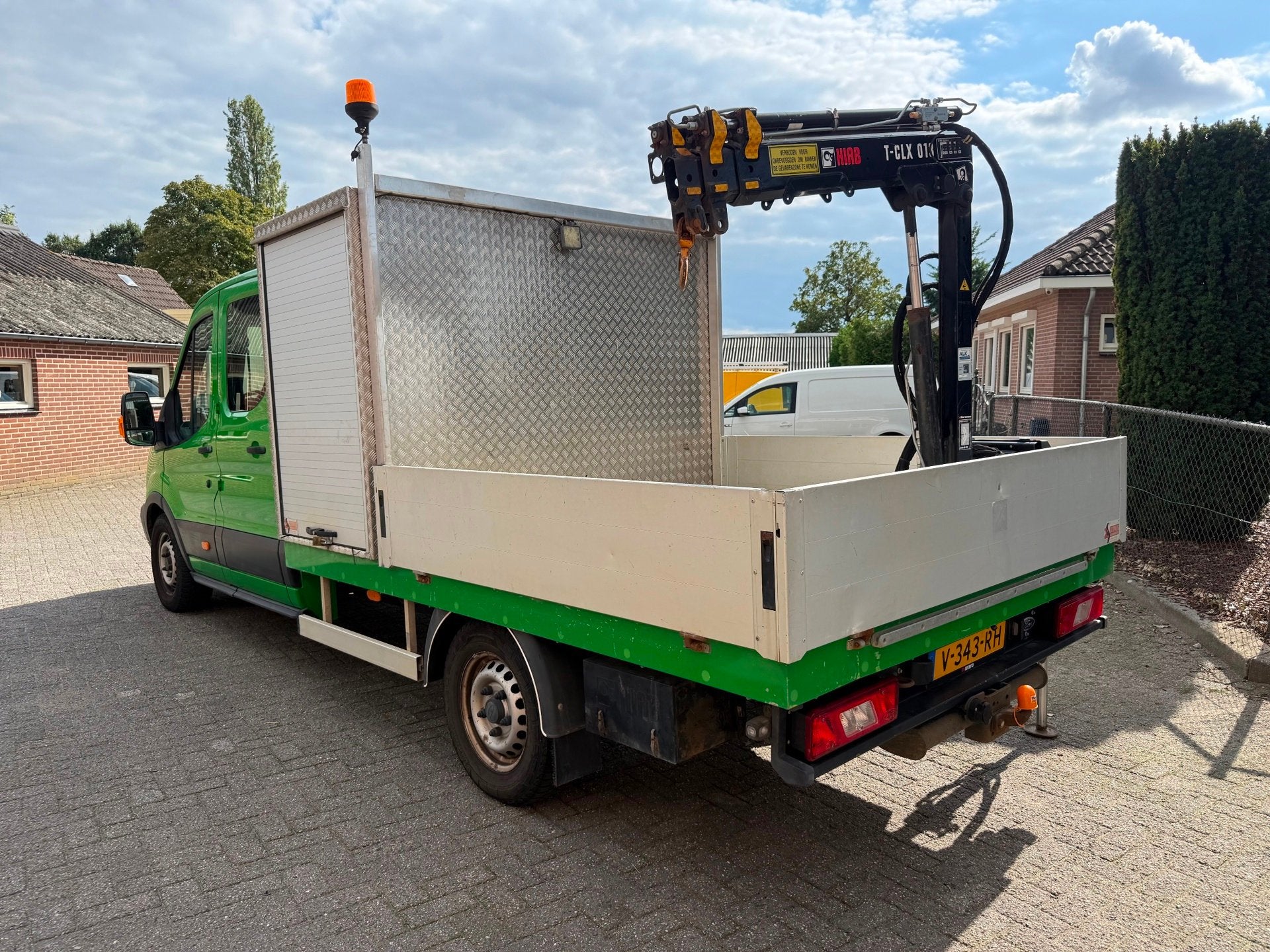 Ford Transit 350 2.0 TDCI L4H1 DC HIAB kraan camera airco 30, Achterwielaandrijving, Euro 6, 4 cilinders, 2800 kg