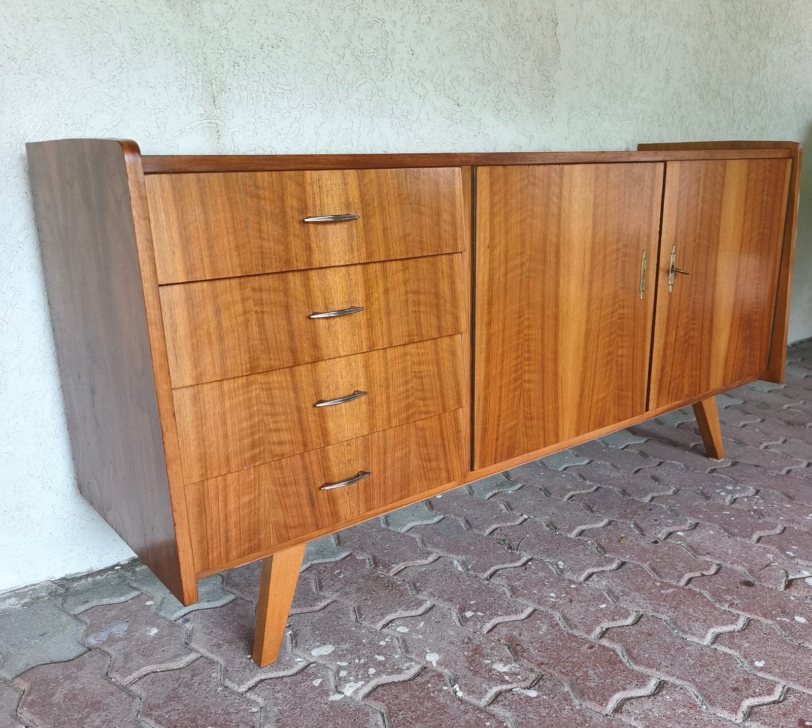 Vintage jaren 60 teak dressoir 140cm breed 68cm hoog, Ophalen, Gebruikt, Teakhout, 25 tot 50 cm