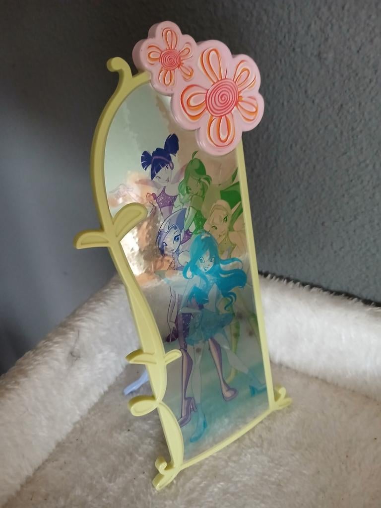 Winx Club spiegel met standaard, Ophalen of Verzenden, Gebruikt, Meisje
