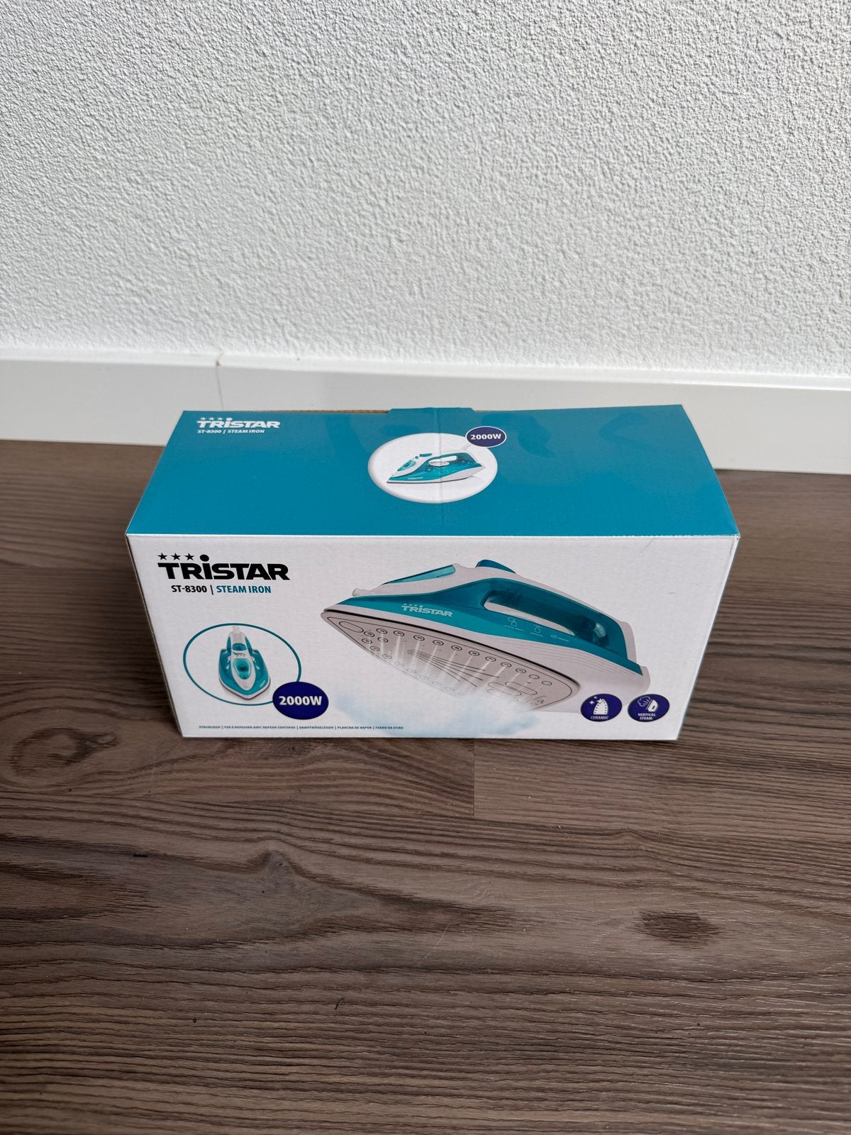 Tristar ST-8300 Stoomstrijkijzer 2000W, Ophalen, Nieuw, Strijkijzer met snoer