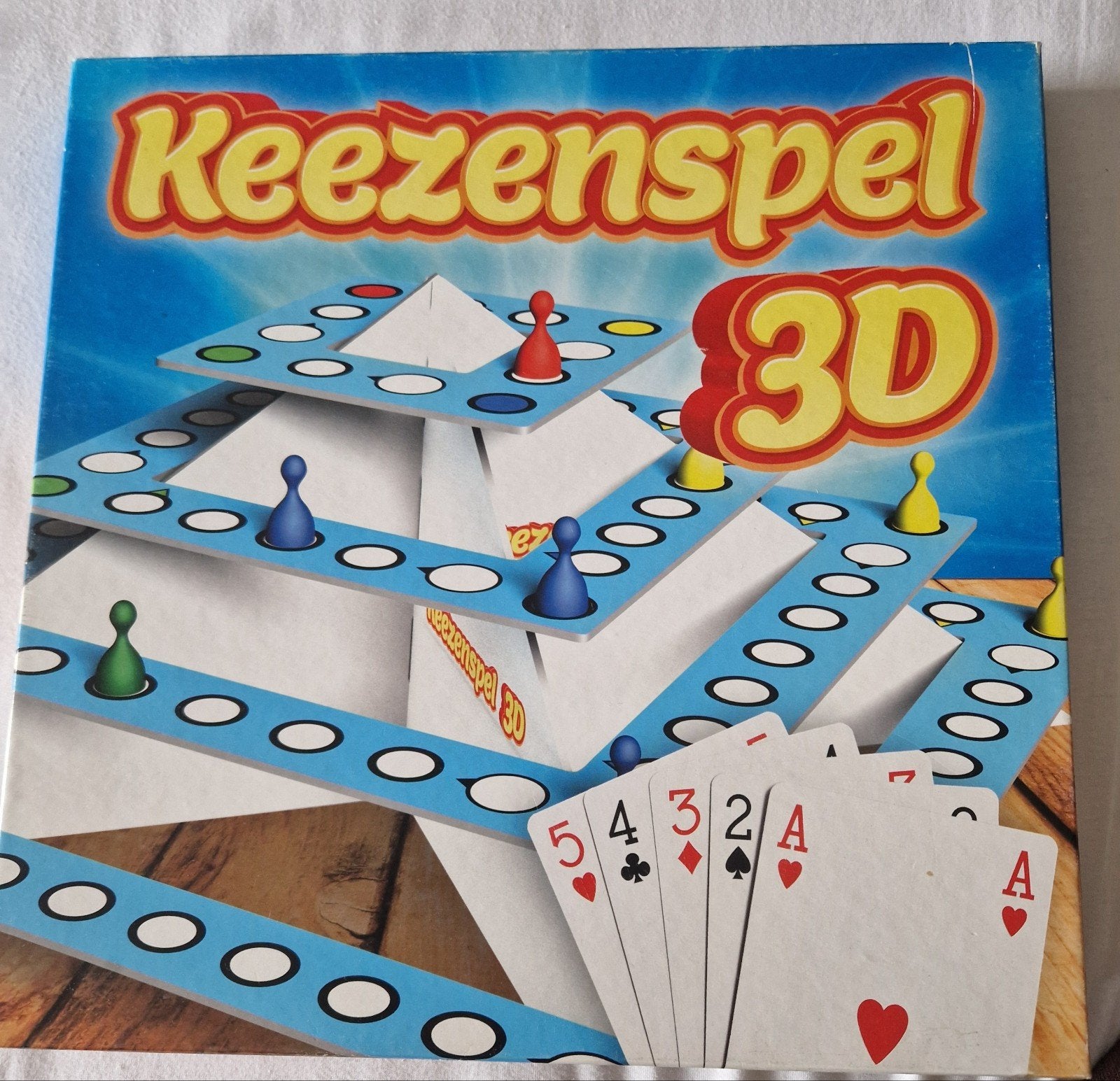Keezenspel 3D - Het bordspel met kaarten, Drie of vier spelers, Ophalen of Verzenden, Zo goed als nieuw