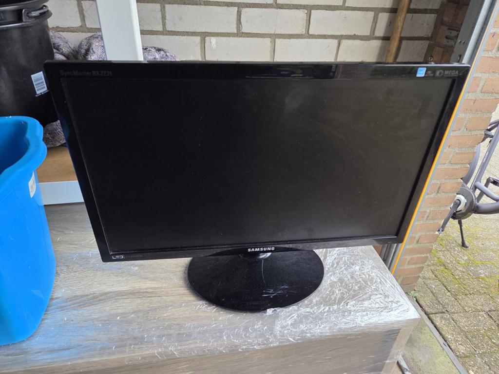 Samsung SyncMaster BX2231 monitor., Ophalen, Gebruikt
