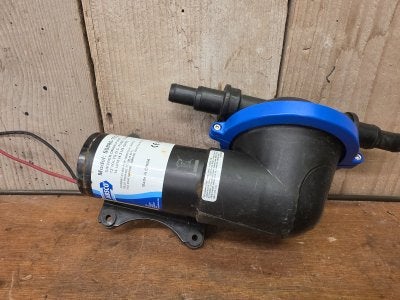Jabsco Shower drain pomp 12 volt 16lpm, Watersport en Boten, Niet ingevuld, Gebruikt, Niet ingevuld, Niet ingevuld
