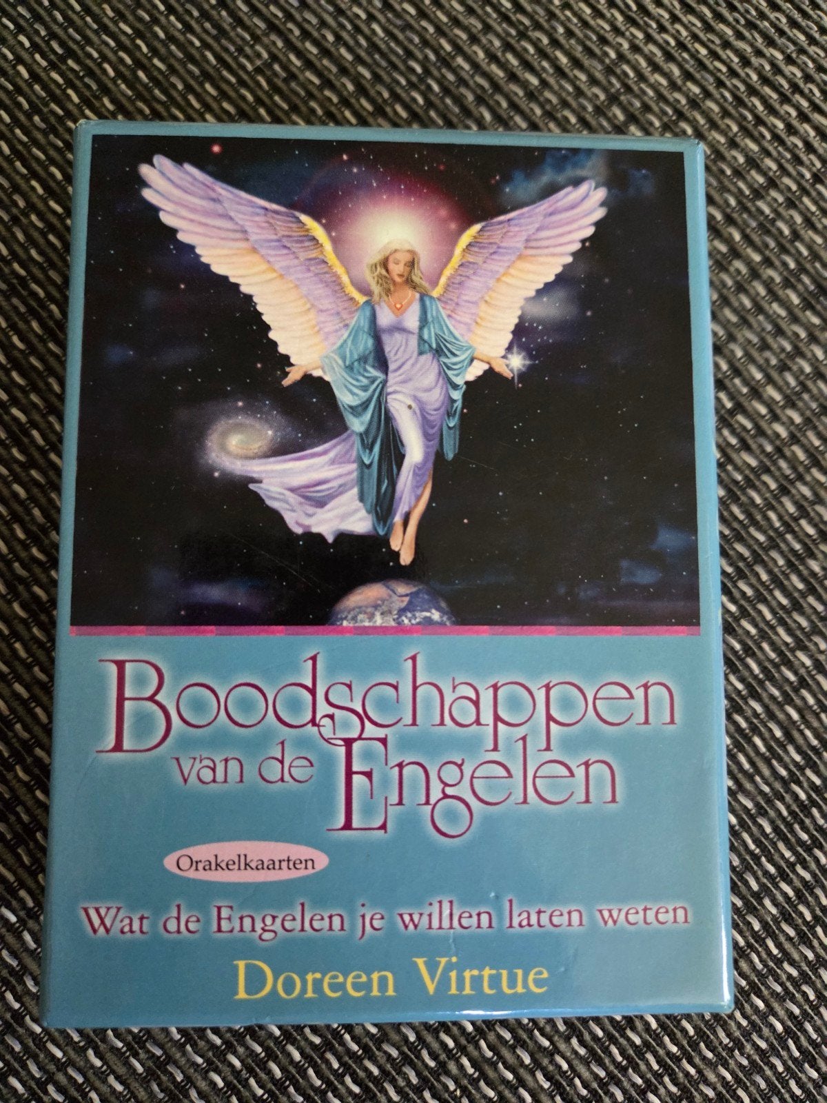 Boodschappen van de Engelen Orakelkaarten - Doreen Virtue, Spiritualiteit algemeen, Verzenden, Overige typen, Zo goed als nieuw