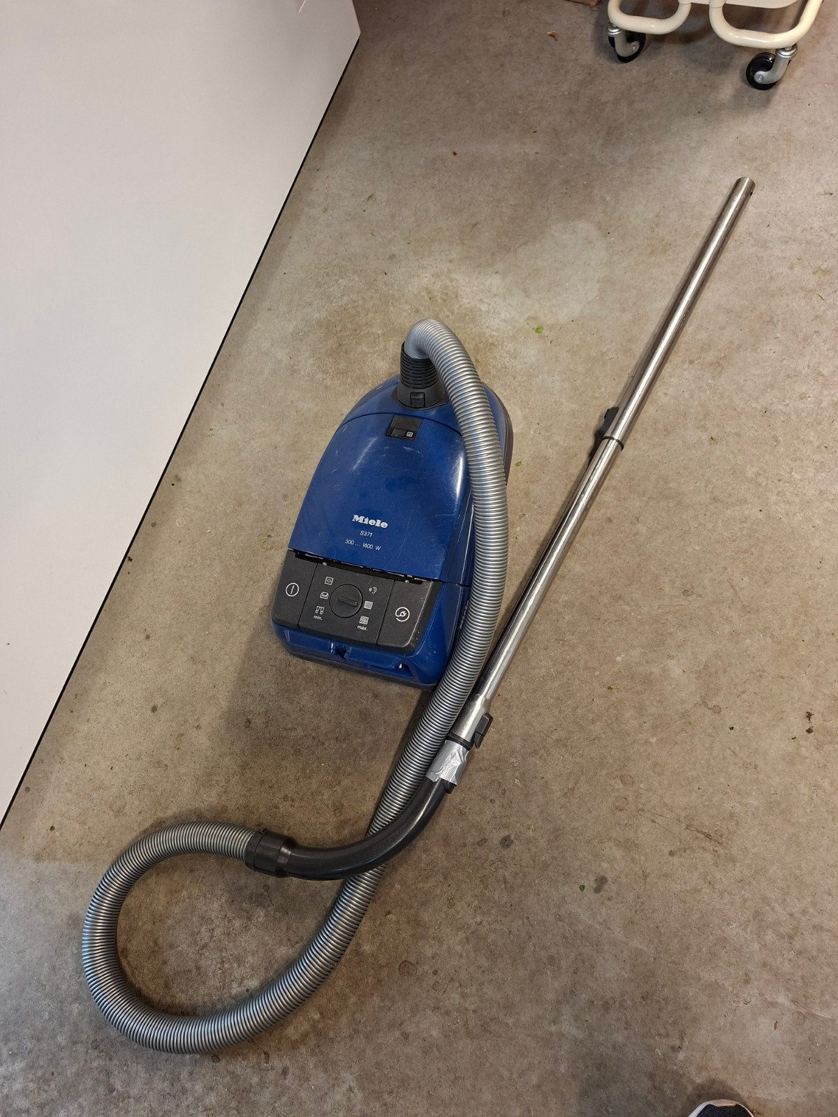 Miele stofzuiger S371, Witgoed en Apparatuur, Stofzuigers, Ophalen, Gebruikt