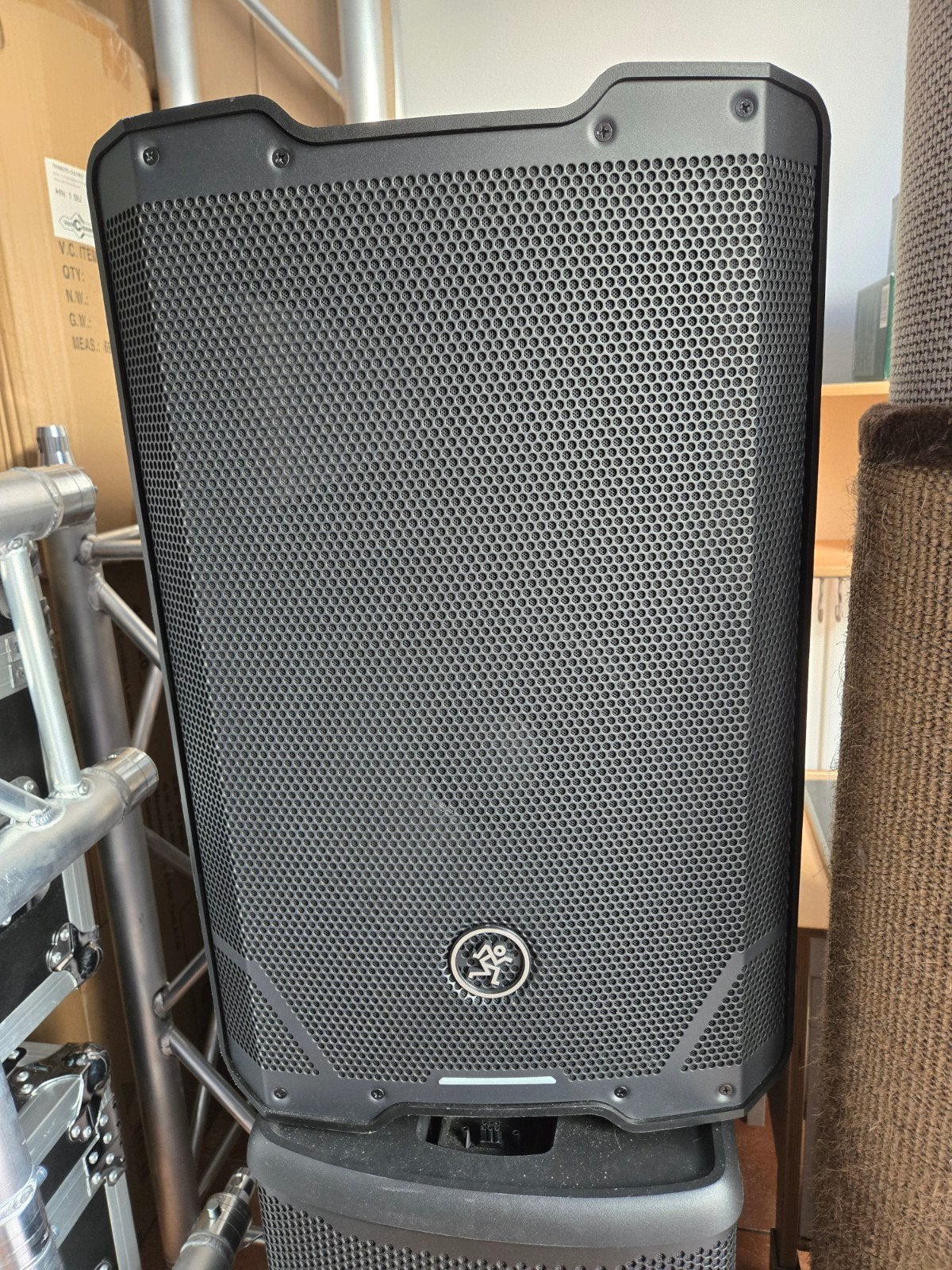 Mackie SRT210 Actieve Luidsprekers 2 stuks, Studiomonitor, Gebruikt, Ophalen, 150 watt of meer