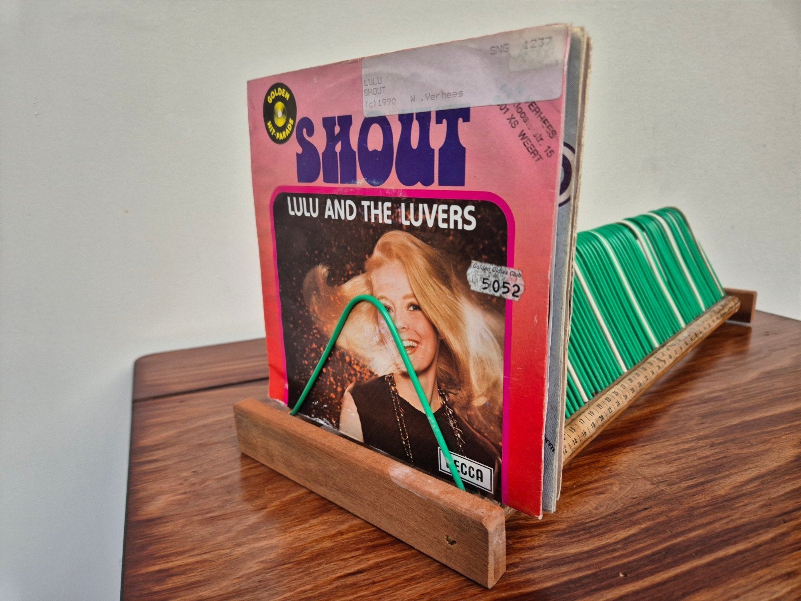 Vintage platenrek | Vinylrek | Singleshouder | Houten record, Ophalen of Verzenden, Gebruikt