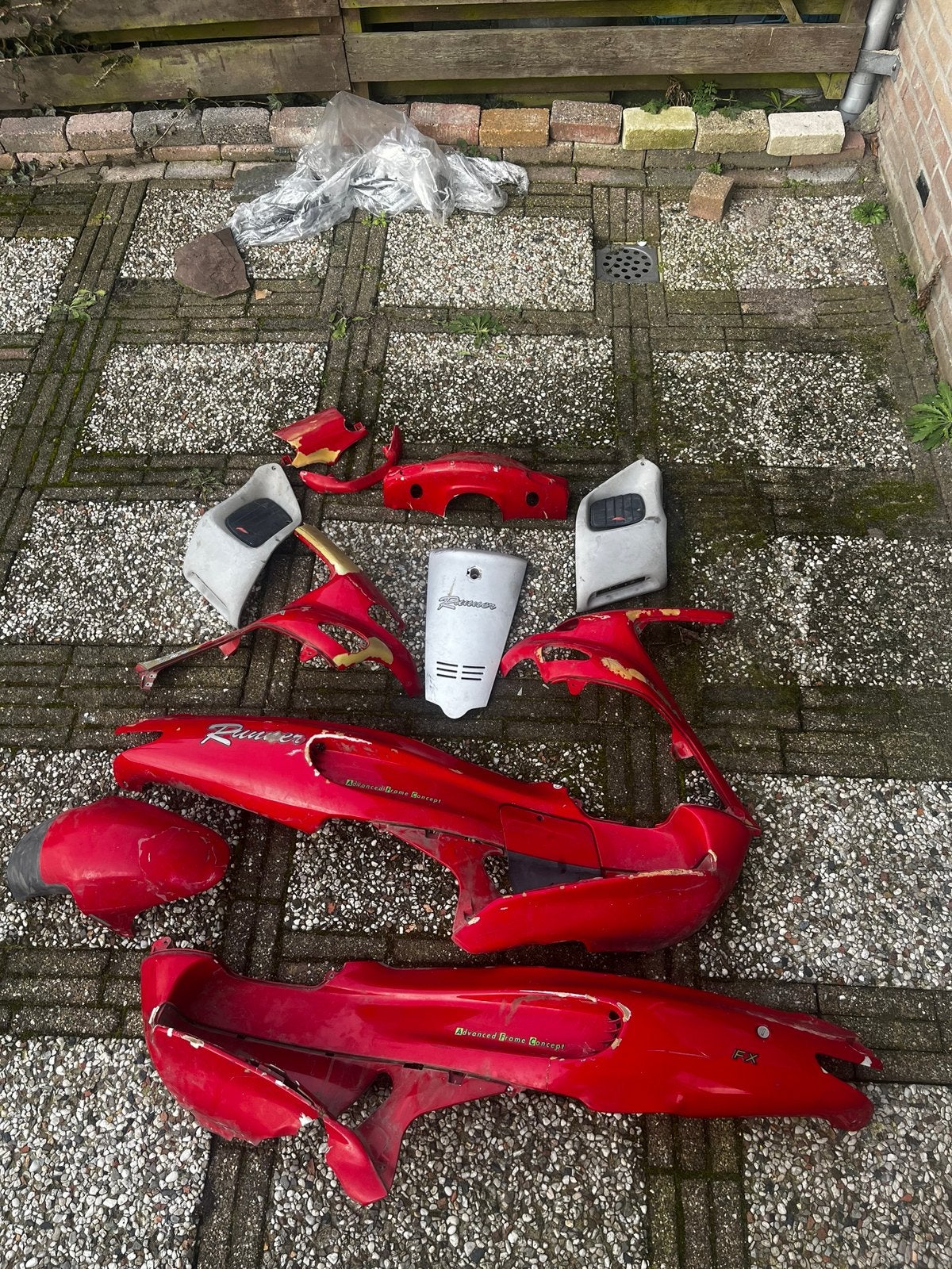 Gilera runner fx kappenset, Fietsen en Brommers, Ophalen of Verzenden, Kap