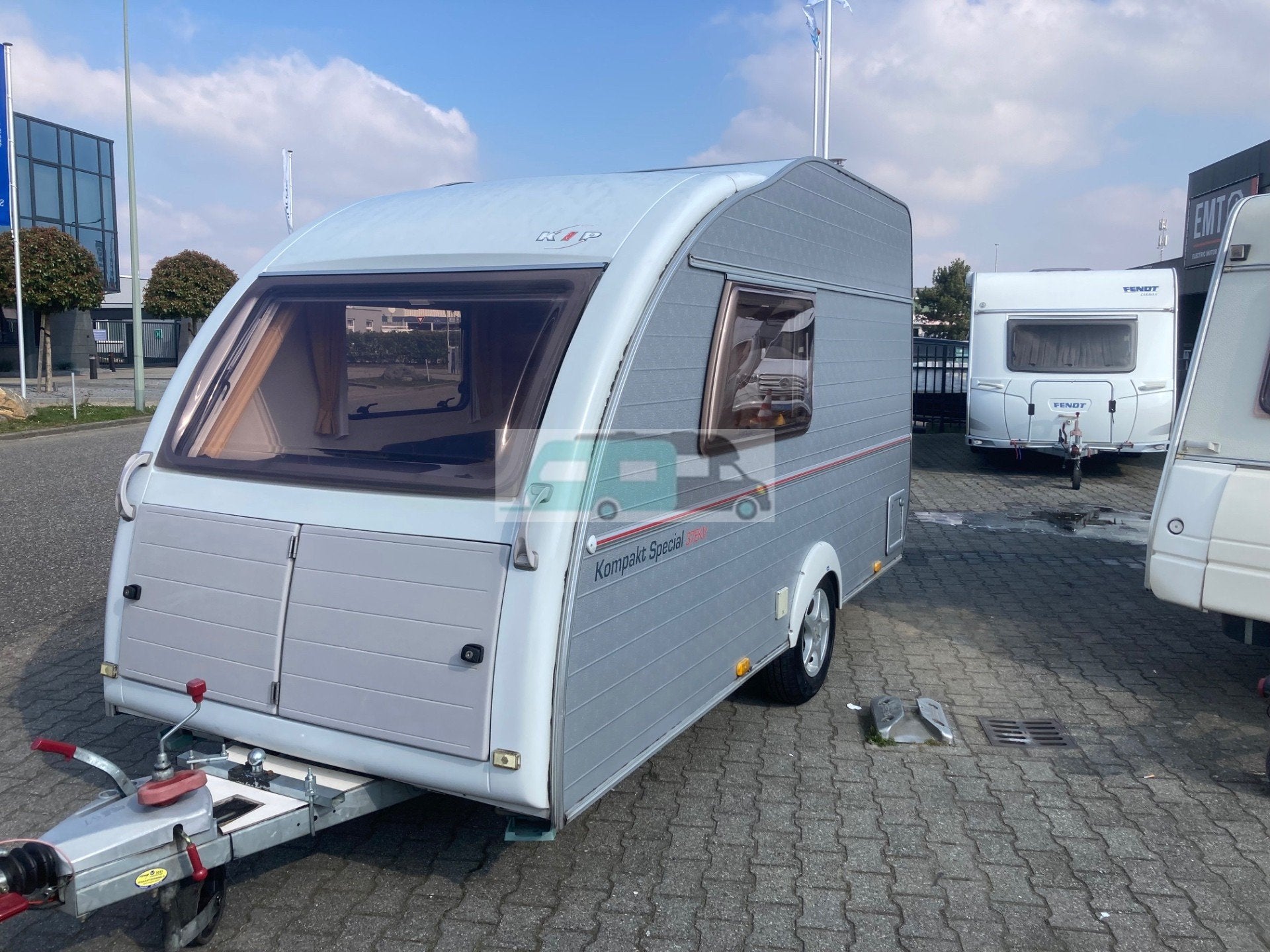 Kip Kompakt 37EK 2004 (bj 2004), Kip, Bedrijf, Luifel, 500 - 750 kg