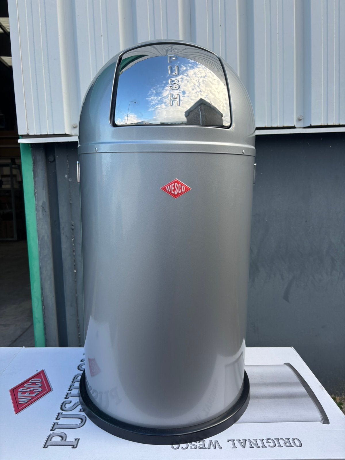 Wesco pushboy afvalemmer 50 liter grijs, Huis en Inrichting, Woonaccessoires | Prullenbakken, 40 liter of meer, Ophalen of Verzenden