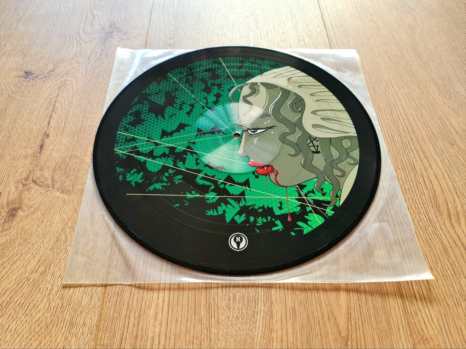 The Gnat + Mad_Line - Hunter Souls, Cd's en Dvd's, LP, Overige genres, Ophalen of Verzenden, Zo goed als nieuw