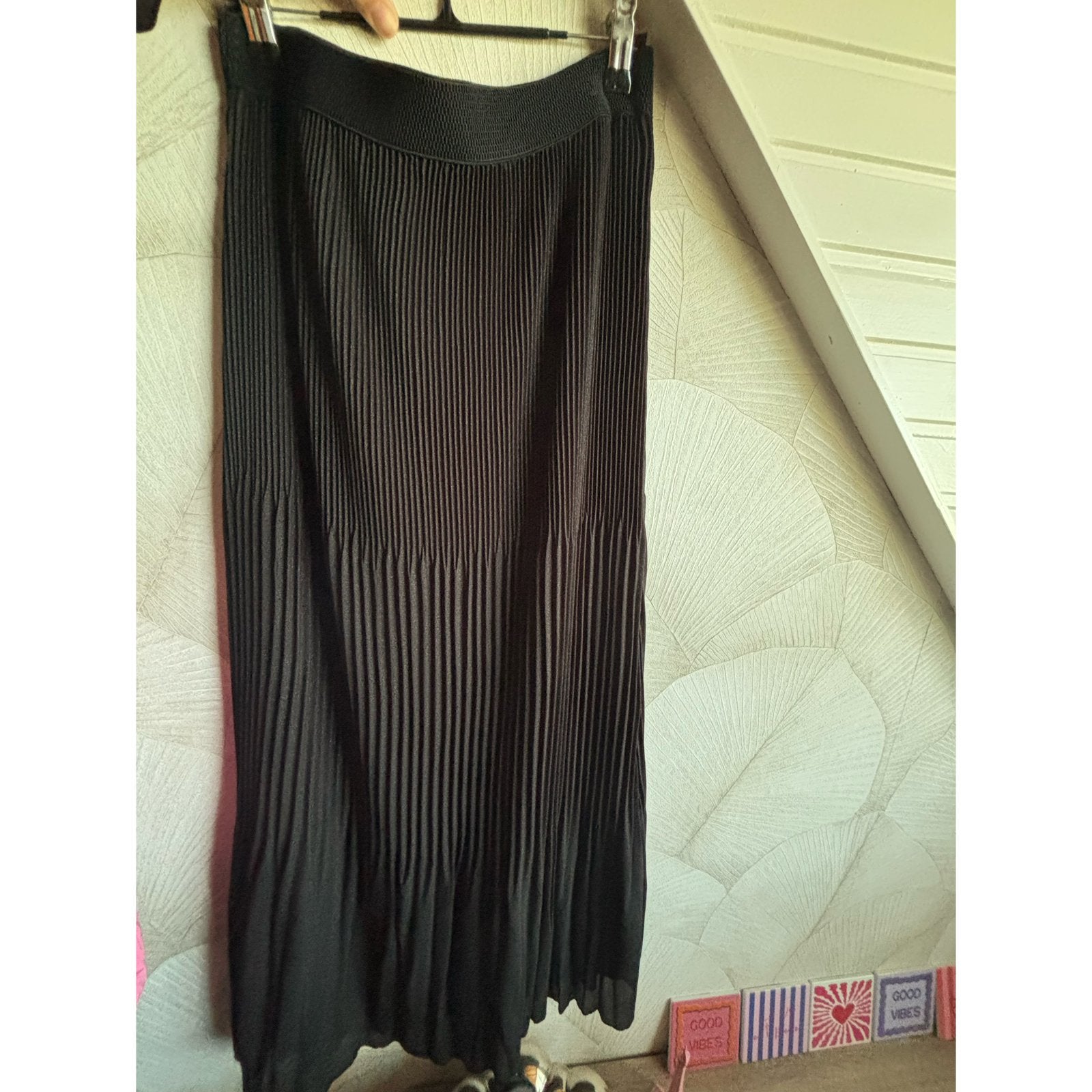 FOS Amsterdam plissé rok - Maat M, Kleding | Dames, Rokken, Maat 38/40 (M), Verzenden, Zwart, Zo goed als nieuw