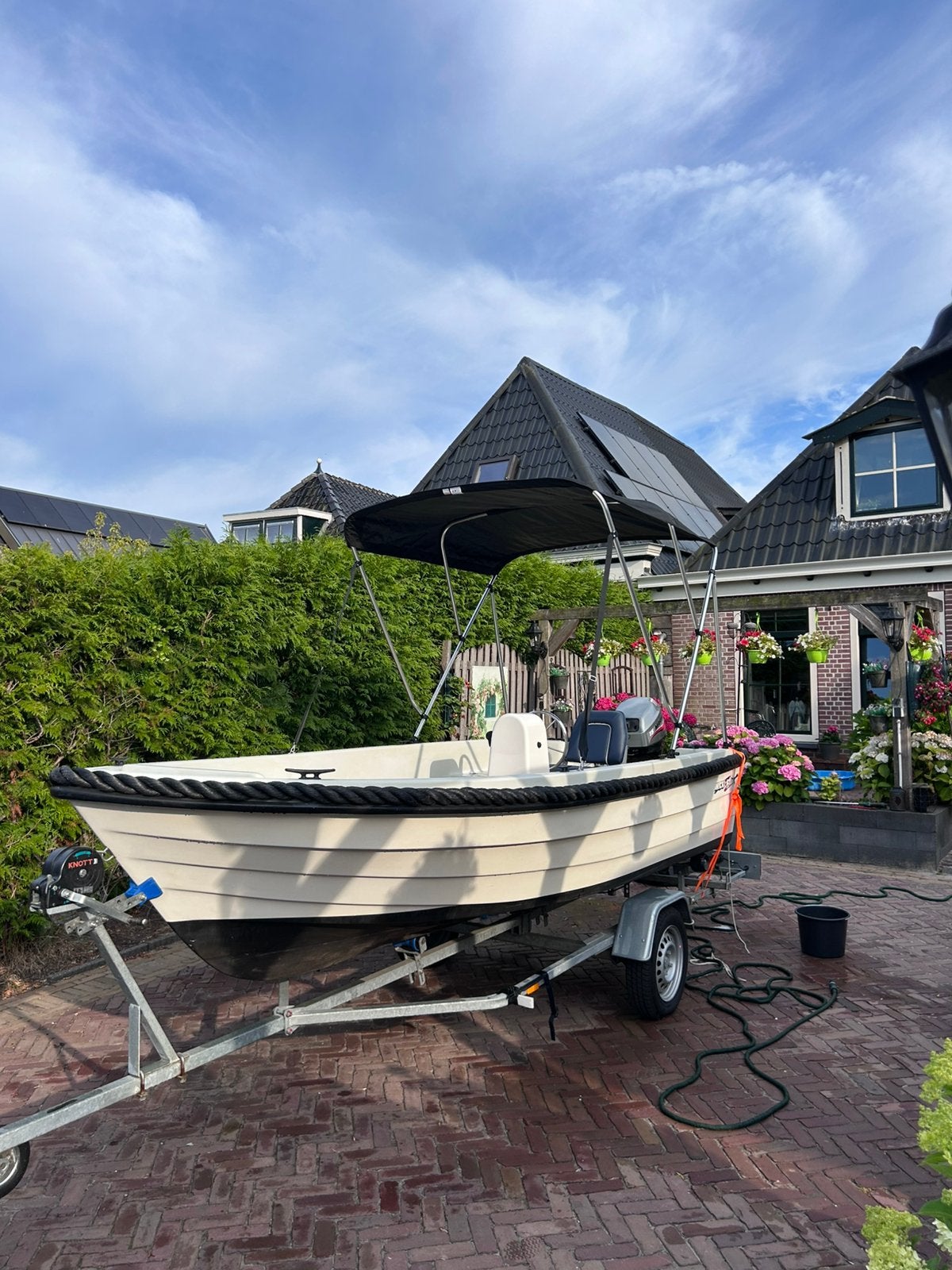 ‼️MOOIE TOER VIS BOOT SLOEP NICKI 420 MET NIEUWE TRAILER‼️, Ophalen of Verzenden, Zo goed als nieuw, Buitenboordmotor, Elektrische start