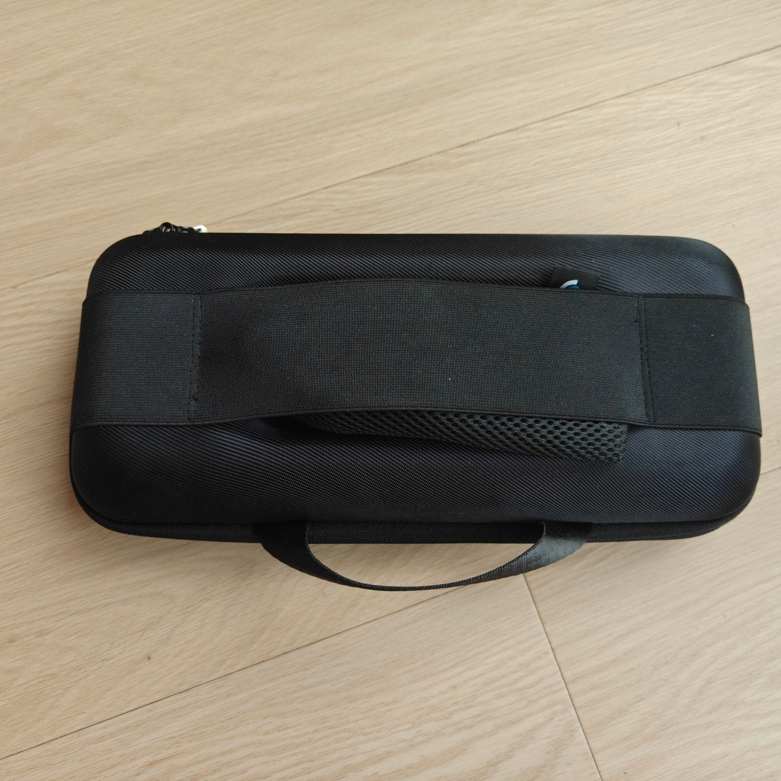 Foto 4 van Steam Deck 512GB (LCD) met hoes en accessoires