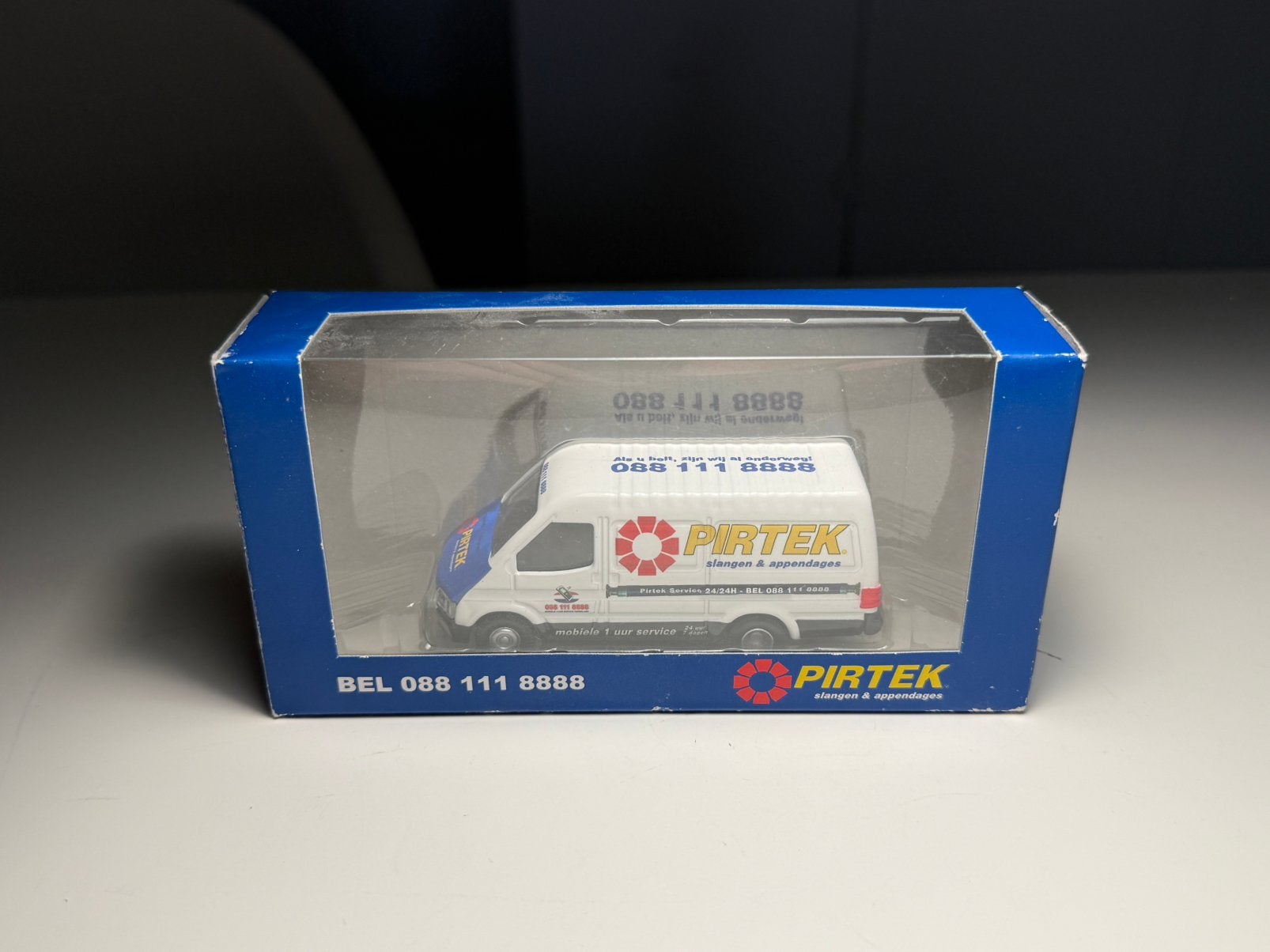 Pirtek - Pirtek Bestelbusje - Schaal 1:64, Verzenden, Nieuw, Auto