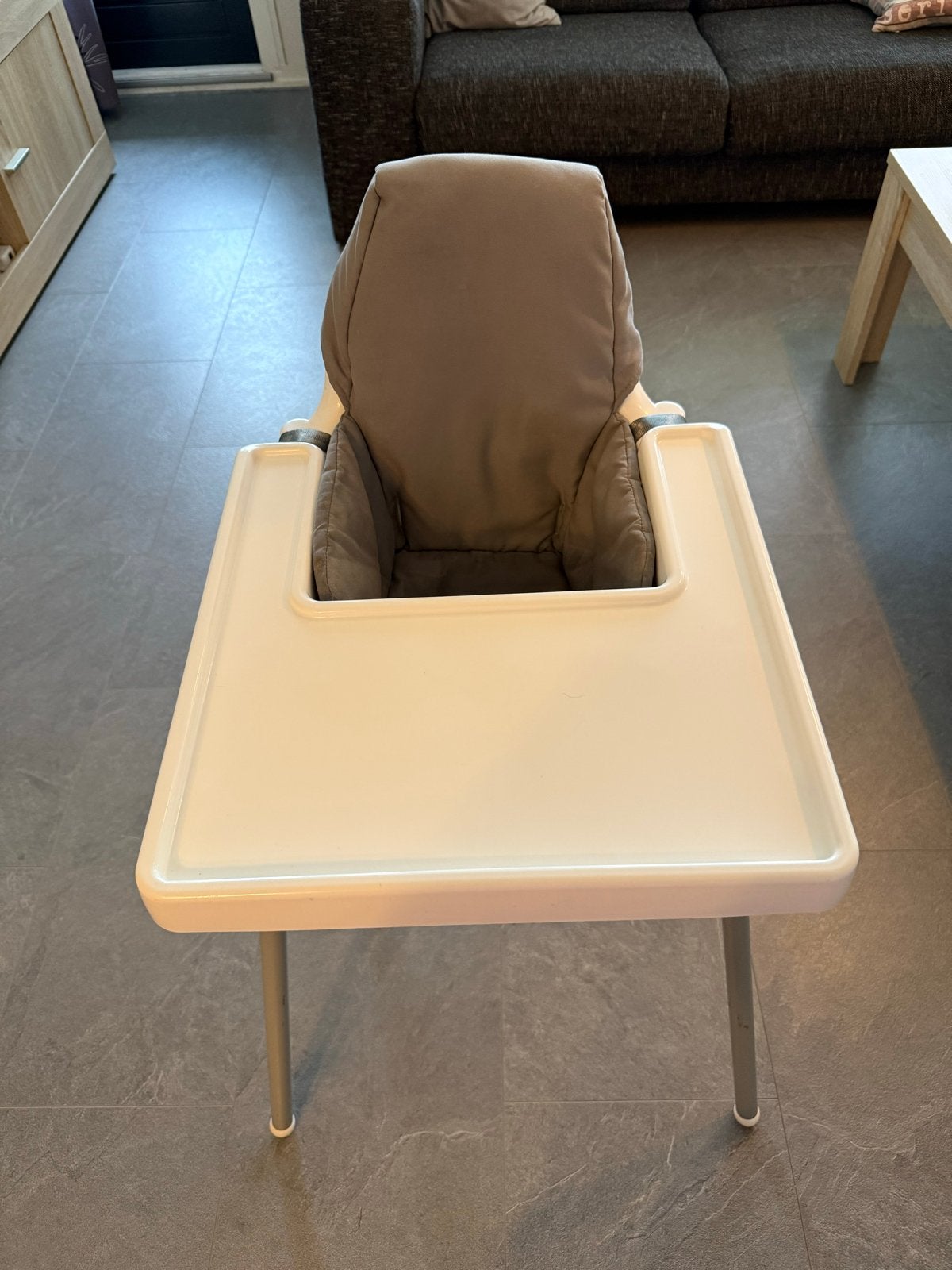 Ikea kinderstoel met kussen en eetblad, Ophalen, Gebruikt, Overige typen, Afneembaar eetblad