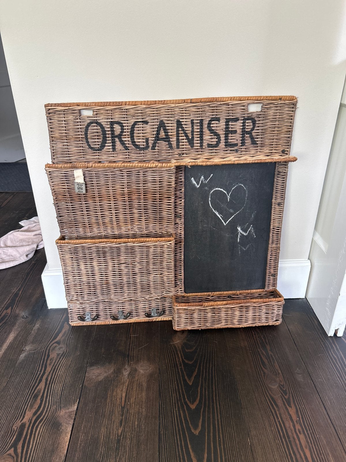 Rivièra Maison Organizer met krijtbord en haken, Ophalen, Gebruikt, Landelijk, Natuurlijk materiaal